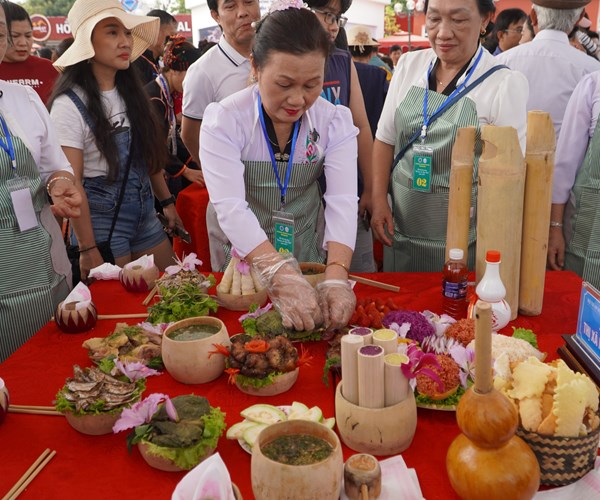 Ấn tượng Hội thi ẩm thực “Hương sắc Điện Biên