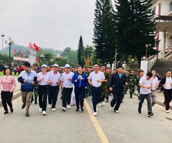 Ngày chạy Olympic vì sức khoẻ toàn dân tỉnh Yên Bái 2023 - Anh 1