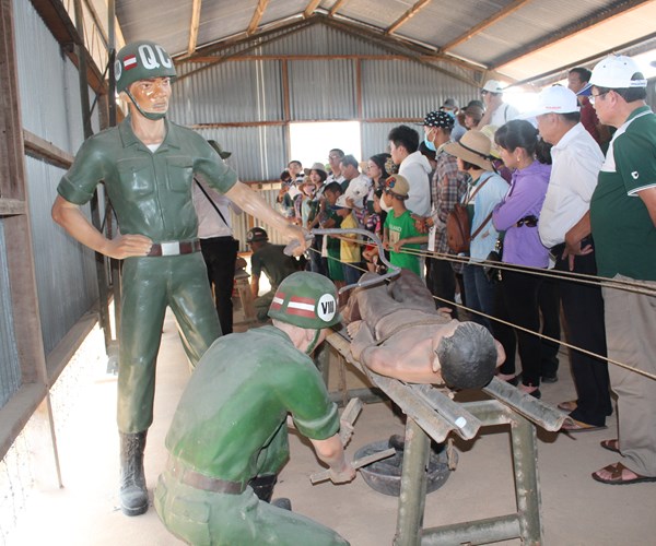Hướng đến Lễ kỷ niệm 50 năm “Chiến thắng trở về” - Anh 3