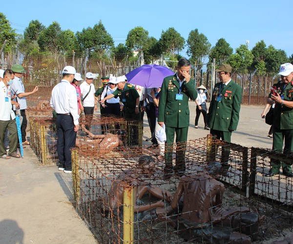 Xúc động cuộc hội ngộ 50 năm “Chiến thắng trở về” - Anh 3