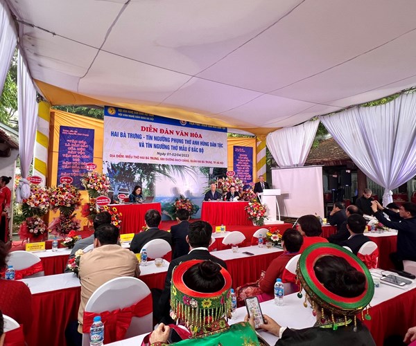 Hai Bà Trưng – Tín ngưỡng Phụng thờ người anh hùng dân tộc và Tín ngưỡng thờ Mẫu ở Bắc Bộ - Anh 1