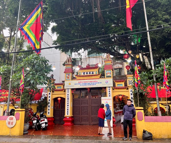 Hai Bà Trưng – Tín ngưỡng Phụng thờ người anh hùng dân tộc và Tín ngưỡng thờ Mẫu ở Bắc Bộ - Anh 5