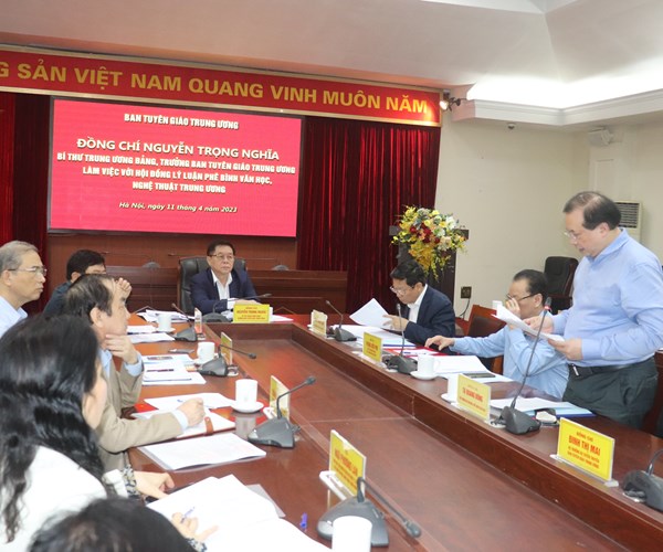 Trưởng ban Tuyên giáo Trung ương Nguyễn Trọng Nghĩa:  Chất lượng giải thưởng và con người được lựa chọn đều phải xứng đáng - Anh 3