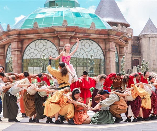 Những trải nghiệm kỳ thú không nên bỏ lỡ tại Sun World Ba Na Hills - Anh 5