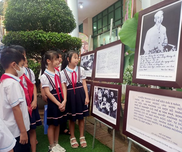 Nhiều hoạt động phong phú trong Ngày sách và Văn hóa đọc tại Điện Biên - Anh 4