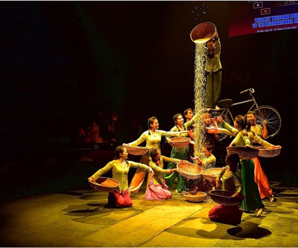 Nghệ thuật xiếc qua góc nhìn của nghệ sĩ nhiếp ảnh, nhà báo Thanh Hà - Anh 2
