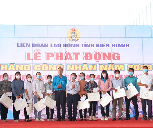 Nhiều hoạt động trong Tháng công nhân ở Kiên Giang - Anh 1