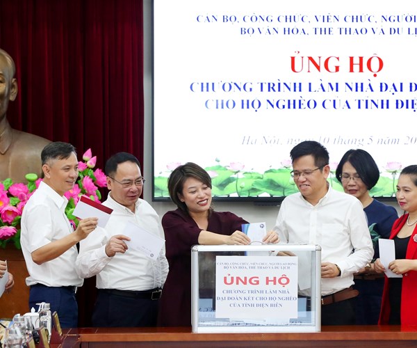 Bộ VHTTDL: Chung tay hỗ trợ làm nhà đại đoàn kết cho hộ nghèo của tỉnh Điện Biên - Anh 7