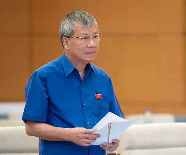 Thống nhất đề nghị xây dựng dự án Luật Chuyển đổi giới tính - Anh 2