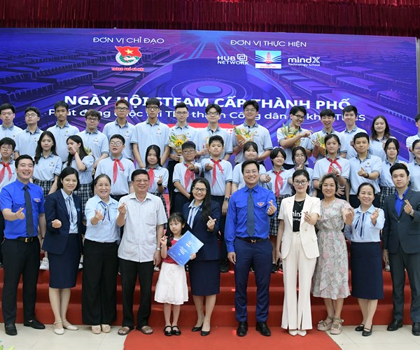 Ngày hội STEAM là nơi tỏa sáng của các tài năng công nghệ nhí - Anh 4