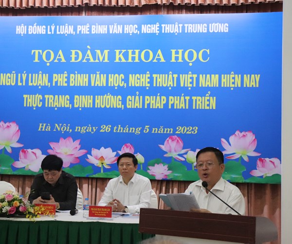 Nâng cao chất lượng đội ngũ lý luận, phê bình văn học, nghệ thuật trong thời kỳ mới - Anh 3