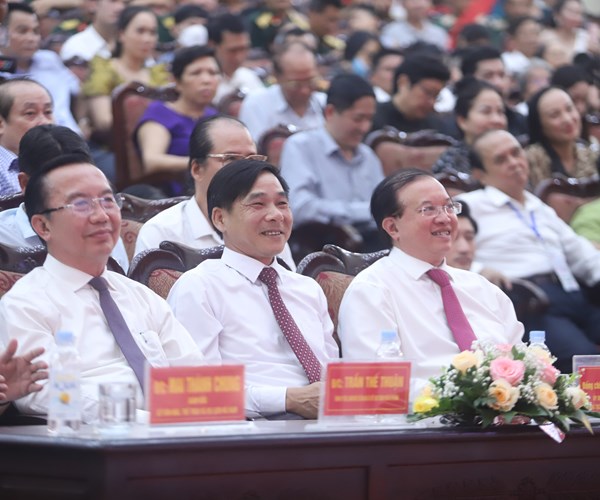 Bế mạc Liên hoan các trích đoạn hay nghệ thuật Sân khấu toàn quốc - Anh 4
