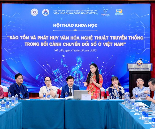 Ứng dụng chuyển đổi số vào nghệ thuật truyền thống - Anh 2