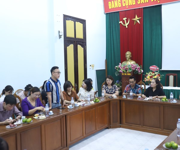 Chủ tịch Hội Nghệ sĩ Sân khấu VN: Nhờ báo chí mà sân khấu không phải chịu cảnh “áo gấm đi đêm” - Anh 2
