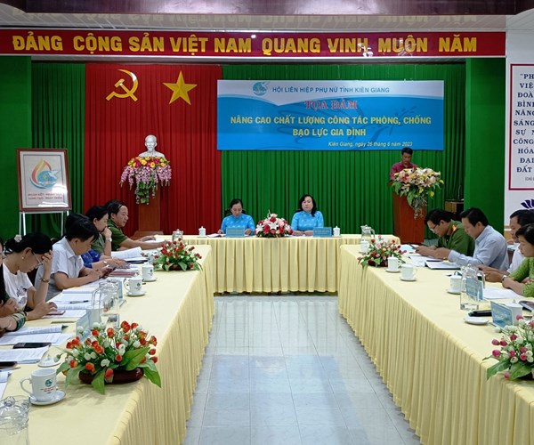 Tọa đàm nâng cao chất lượng công tác phòng, chống bạo lực gia đình - Anh 1