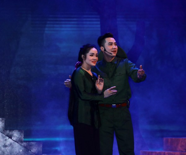 Khúc trang ca bất tử về cuộc chiến bảo vệ Thành cổ trên sân khấu chèo - Anh 3