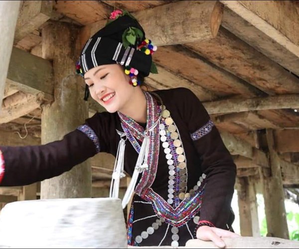 Bảo tồn giá trị trang phục truyền thống dân tộc Lự gắn với phát triển du lịch - Anh 1