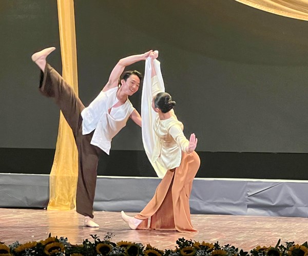 50 giải thưởng được trao cho các tài năng nghệ thuật Kịch nói, Múa và Múa rối - Anh 7