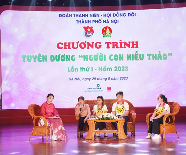 Lan toả lối sống đẹp, trách nhiệm trong thanh thiếu nhi Thủ đô - Anh 1