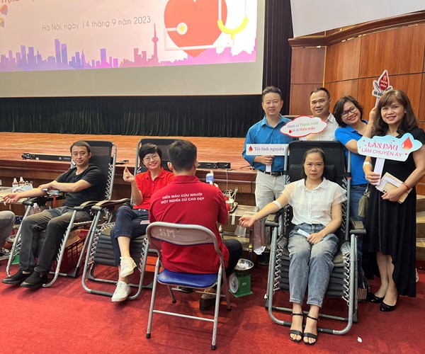 Công đoàn Bộ VHTTDL: Ngày hội hiến máu tình nguyện - Anh 1