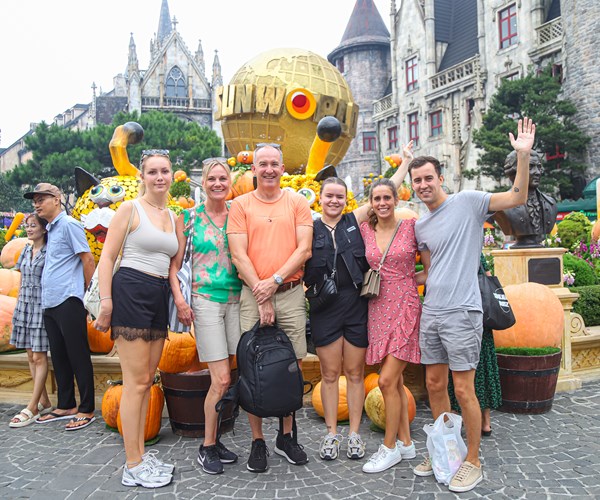 Sun World Ba Na Hills đem “mùa vàng bội thu” về trên đỉnh Bà Nà - Anh 3