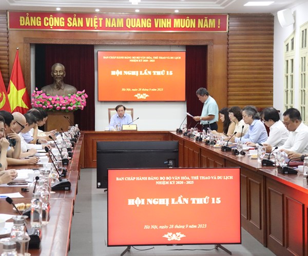 Đảng bộ Bộ VHTTDL: Tăng cường giáo dục chính trị, tư tưởng cho cán bộ, đảng viên - Anh 4