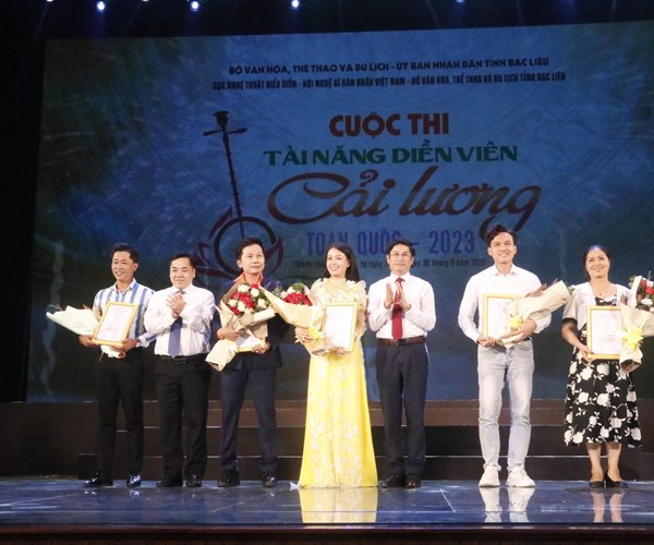 Cuộc thi Tài năng diễn viên Cải lương toàn quốc: 70% diễn viên ở độ tuổi dưới 30 - Anh 4