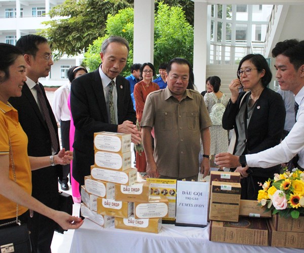 Họp mặt kỷ niệm 50 năm thiết lập quan hệ ngoại giao Việt Nam - Nhật Bản - Anh 2