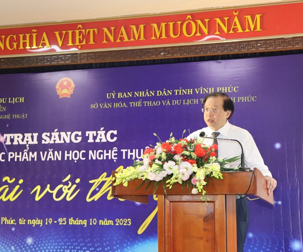Bộ VHTTDL khai mạc Trại sáng tác “Sống mãi với thời gian” - Anh 1