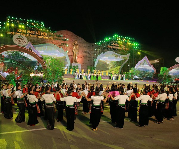Khai mac Le hoi ca phe tinh Son La lan thu nhat nam 2023 - Anh 9