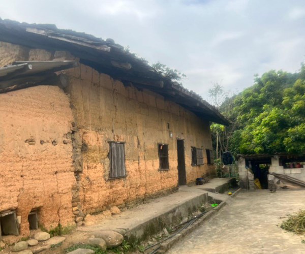 De lang da Thach Khuyen tro thanh diem den hap dan cua xu Lang - Anh 3