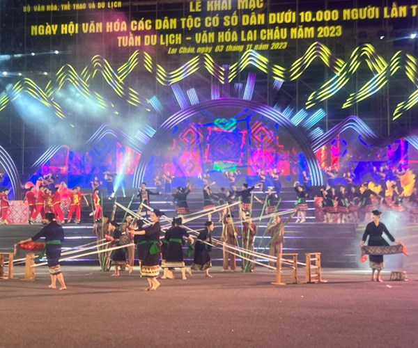 Sẵn sàng cho Lễ khai mạc Ngày hội Văn hóa các dân tộc có số dân dưới 10.000 người - Anh 5