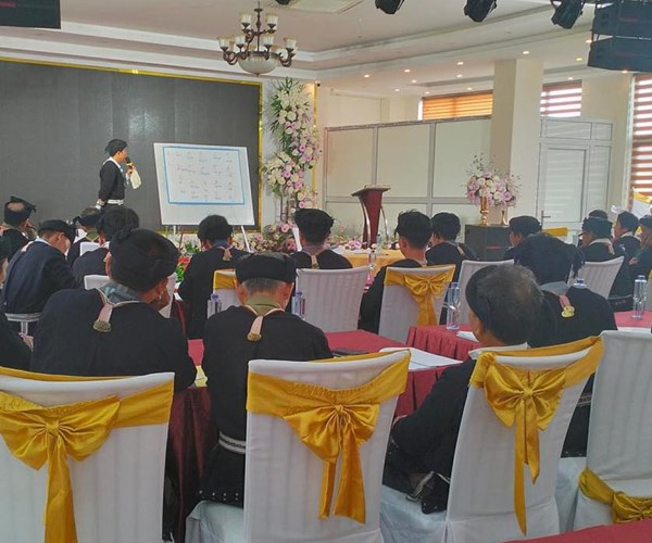 Truyen day chu Nom Dao gop phan bao ton di san van hoa - Anh 1