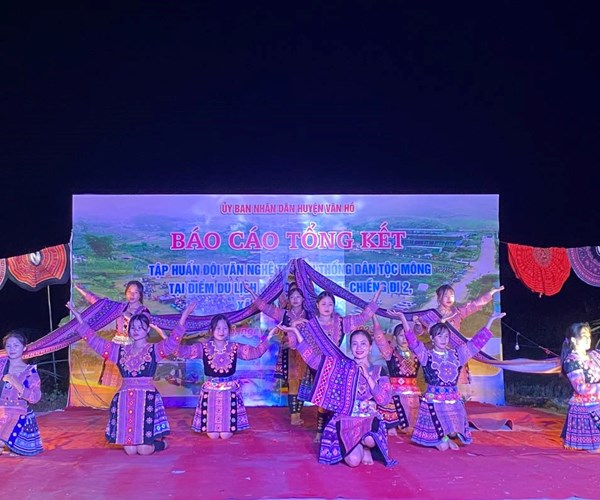 Để chợ phiên giàu bản sắc ở Vân Hồ hút du khách - Anh 5