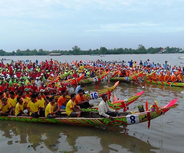 Nhiều hoạt động tại Ngày hội VHTTDL đồng bào Khmer tỉnh Kiên Giang - Anh 1