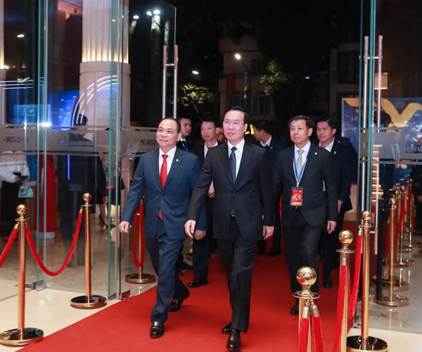 Giải thưởng VinFuture 2023 vinh danh bốn công trình khoa học “Chung sức toàn cầu” - Anh 1