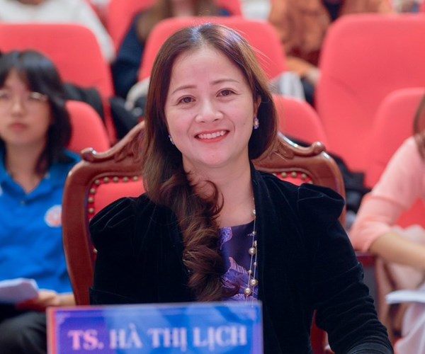 Ghi nhận những nỗ lực của toàn ngành trong nửa nhiệm kỳ: 