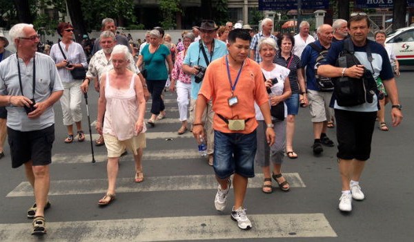 Đề xuất thực hiện chương trình “Nụ cười thân thiện” - Anh 1