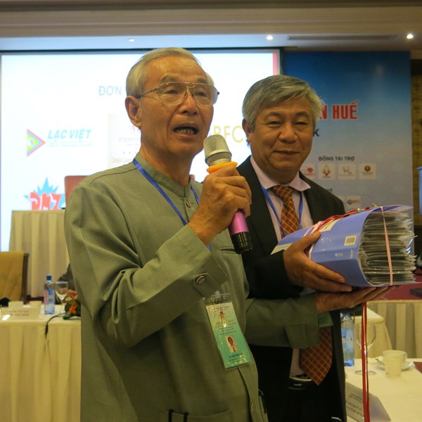 Đưa ẩm thực thành sản phẩm du lịch đặc sắc của Huế - Anh 1