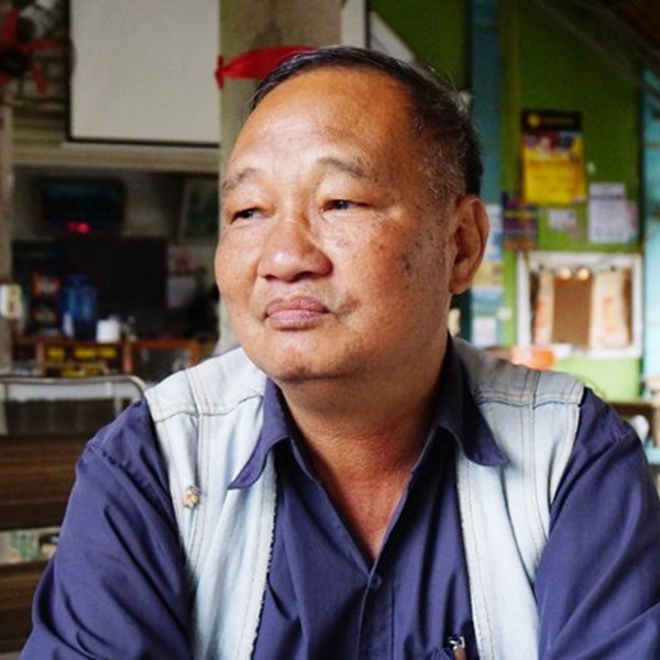 Giữ báu vật bản làng theo một cách riêng - Anh 2