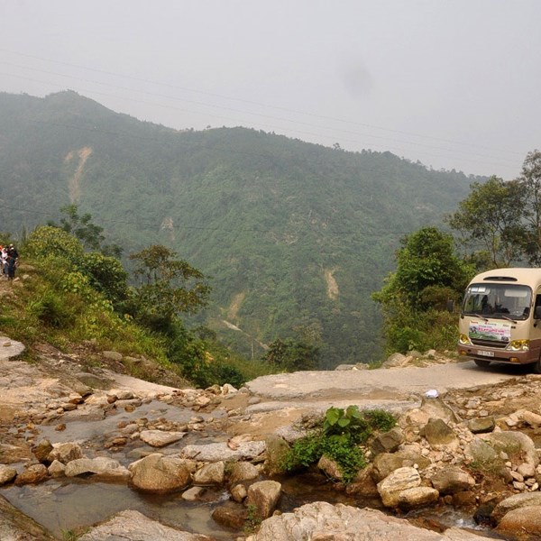 Hạnh phúc trên những hành trình du lịch từ thiện - Anh 2