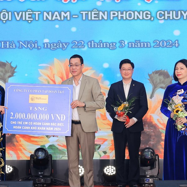 T&T Group tiếp tục ủng hộ 2 tỉ đồng hỗ trợ trẻ em nghèo - Anh 1