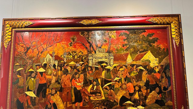 Ngắm những phiên chợ quê xưa trong tranh Hoàng Sùng