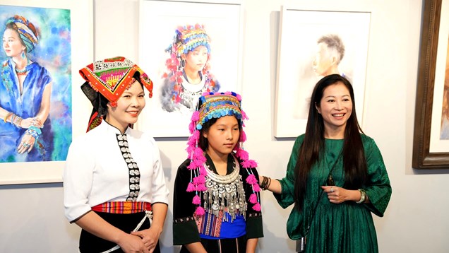 Khi những bức chân dung trở về với nguyên mẫu