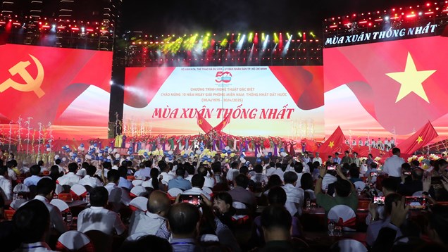 Bước ngoặt tư duy phát triển văn hóa trong kỷ nguyên mới