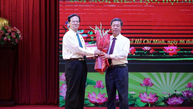 Giới thiệu cuốn sách “Đổi mới, kiến tạo, hội nhập, phát triển” của nguyên Thủ tướng Nguyễn Tấn Dũng