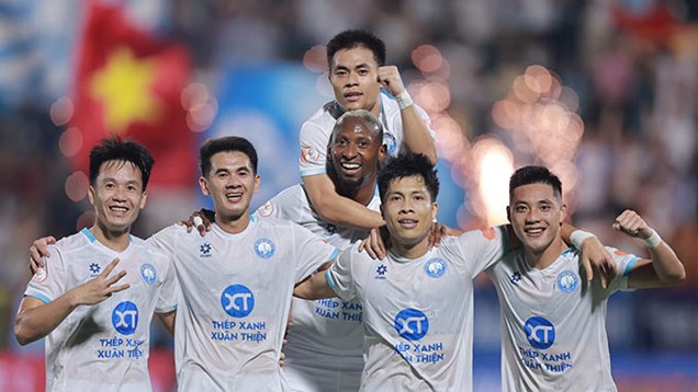 Highlight Nam Định vs CA TP.HCM: Thiên Trường mở hội