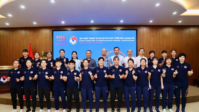 Hoàn tất tập huấn trọng tài thuộc dự án FIFA phát triển bóng đá nữ