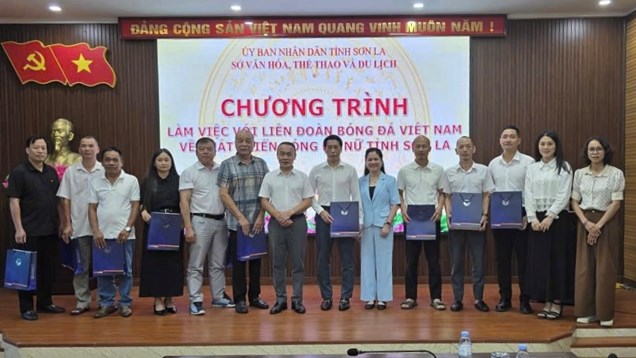 Sơn La tìm hướng phát triển bền vững cho bóng đá nữ