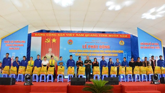 Binh đoàn 15 phát động Tháng Công nhân và hưởng ứng Tháng hành động về An toàn, vệ sinh lao động 